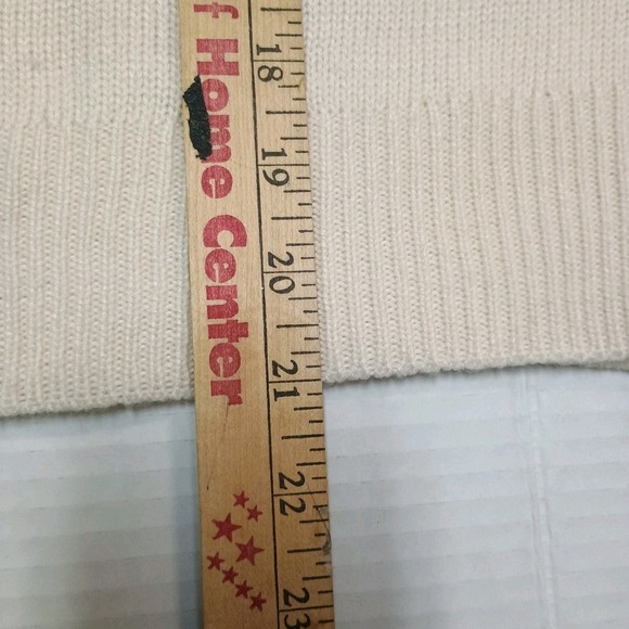 Minnie Mouse Tokyo Disney Resort White Rainbow Stripe Knit Boxy Sweater Medium - Picture 7 of 8